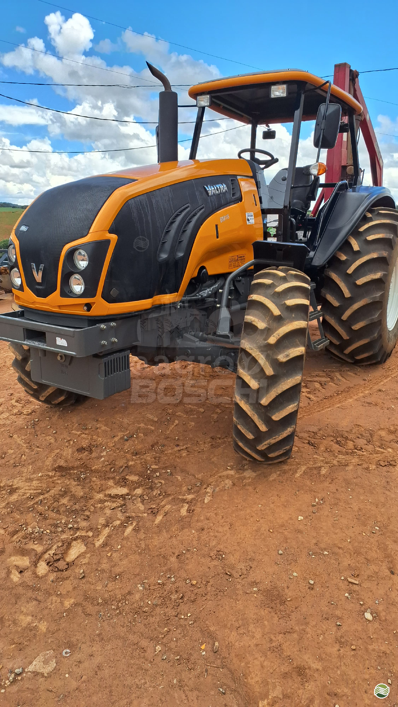 TRATOR VALTRA VALTRA BM 115 Tração 4x4 AgroBoschi SAO JORGE DO IVAI PARANÁ PR